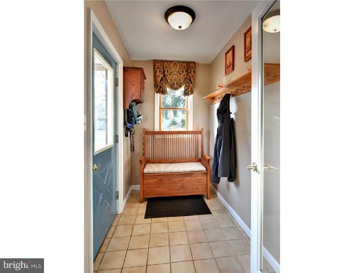 182 Warwick Road Elverson, PA 19520 - Photo 13 of 25 Kitchen