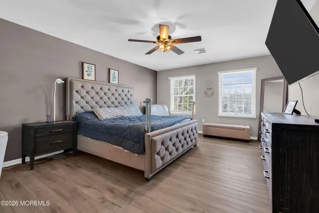 $989,000 | 15 Lenape Trail, Freehold, NJ 07728