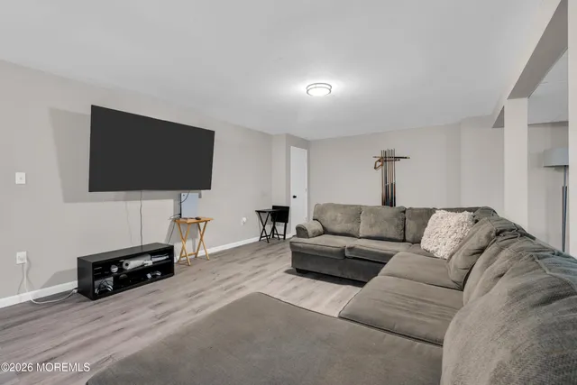 $989,000 | 15 Lenape Trail, Freehold, NJ 07728