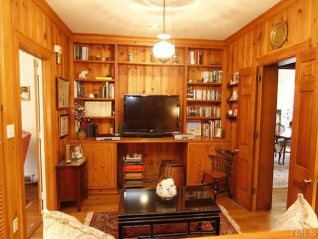 2407 Anderson Drive Raleigh, NC 27609 - Photo 5 of 24 Photo 5