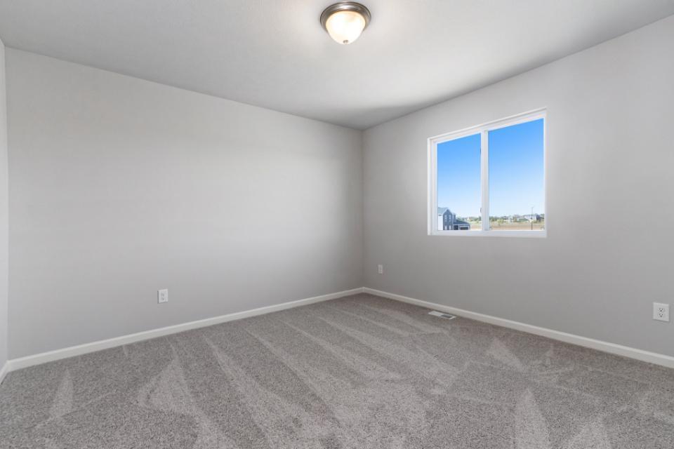 6244 Polly's Path Berrien Springs, MI 49103 - Photo 19 of 35 28-SVW051-i2080-BR3 pic2