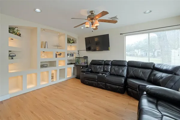 $2,250 | 3818 West Traditions Boulevard, Houston, TX 77082