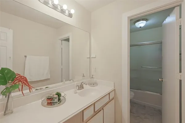 $2,250 | 3818 West Traditions Boulevard, Houston, TX 77082