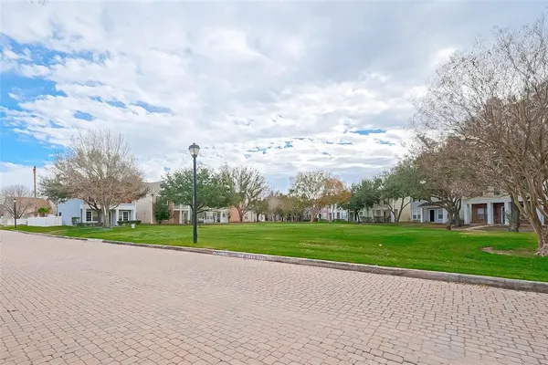 $2,250 | 3818 West Traditions Boulevard, Houston, TX 77082