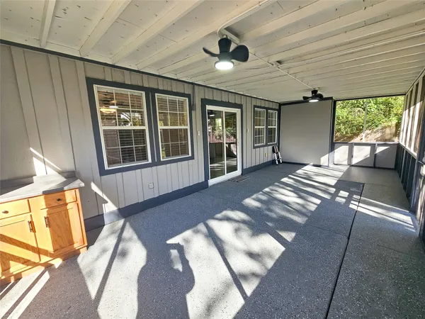 $2,000 | 108 Oriole Lane, Angleton, TX 77515