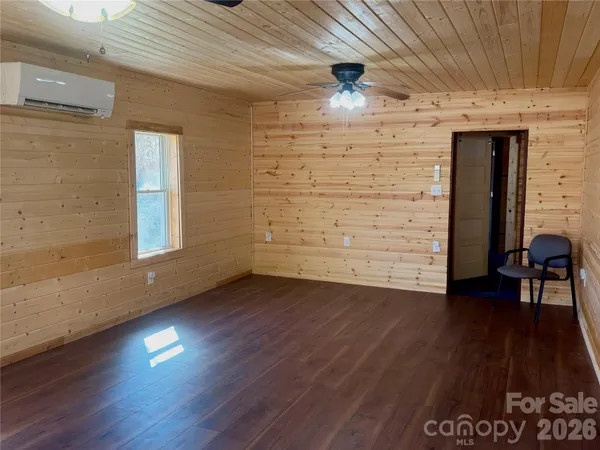 $315,000 | 55 Summit View Drive, Marshall, NC 28753