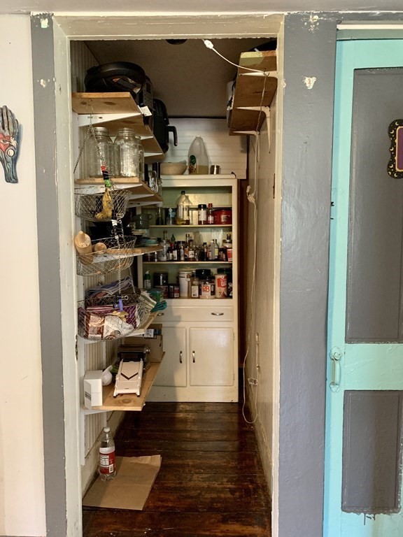 342 Log Plain Road East Greenfield, MA 01301 - Photo 7 of 38