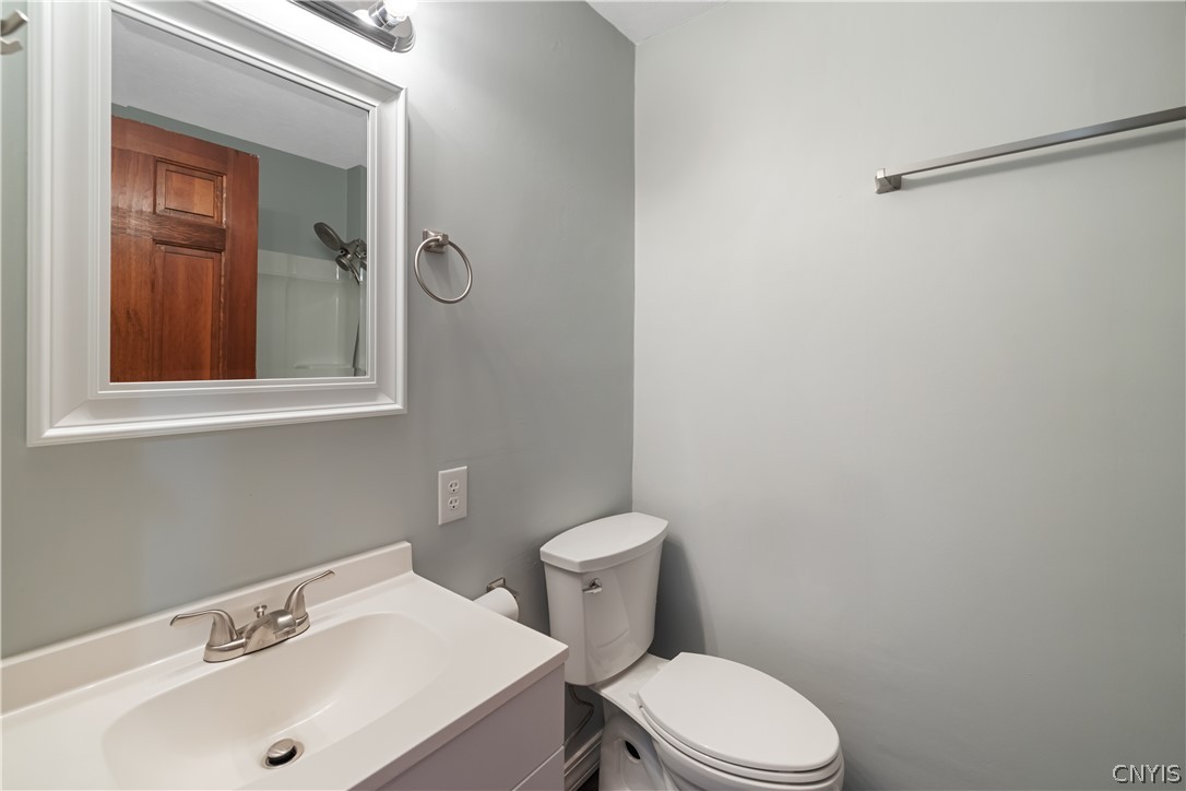 6926 Nelson Road Lincoln, NY 13032 - Photo 28 of 46 Full Bathroom