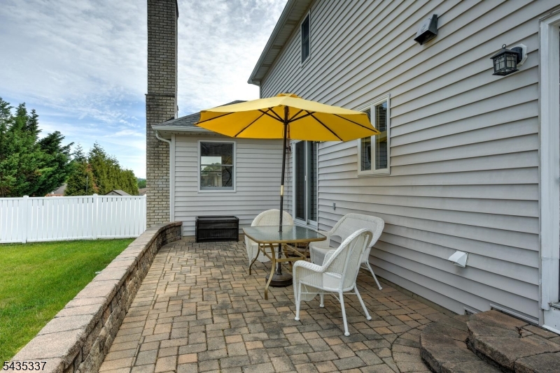 808 Columbus Avenue Raritan, NJ 08869 - Photo 39 of 47