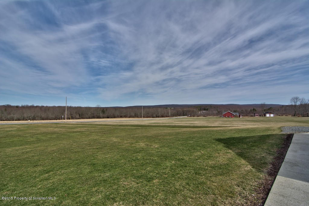1081 Motichka Road Moscow, PA 18444 - Photo 19 of 90