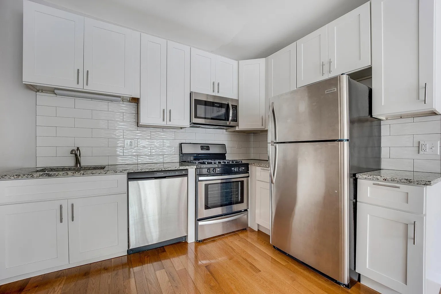 3924 West Altgeld Street, Unit 1 Chicago, IL 60647 - Photo 5 of 13