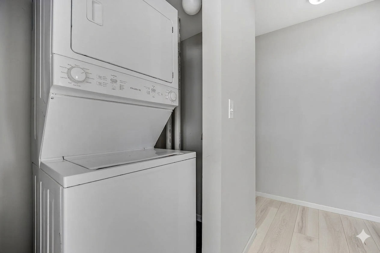 3924 West Altgeld Street, Unit 1 Chicago, IL 60647 - Photo 10 of 13