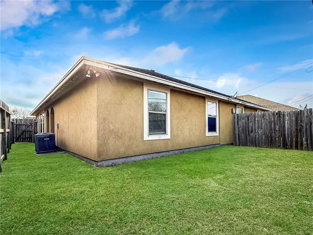 $1,650 | 6638 Rhine Drive, Unit B, Corpus Christi, TX 78412