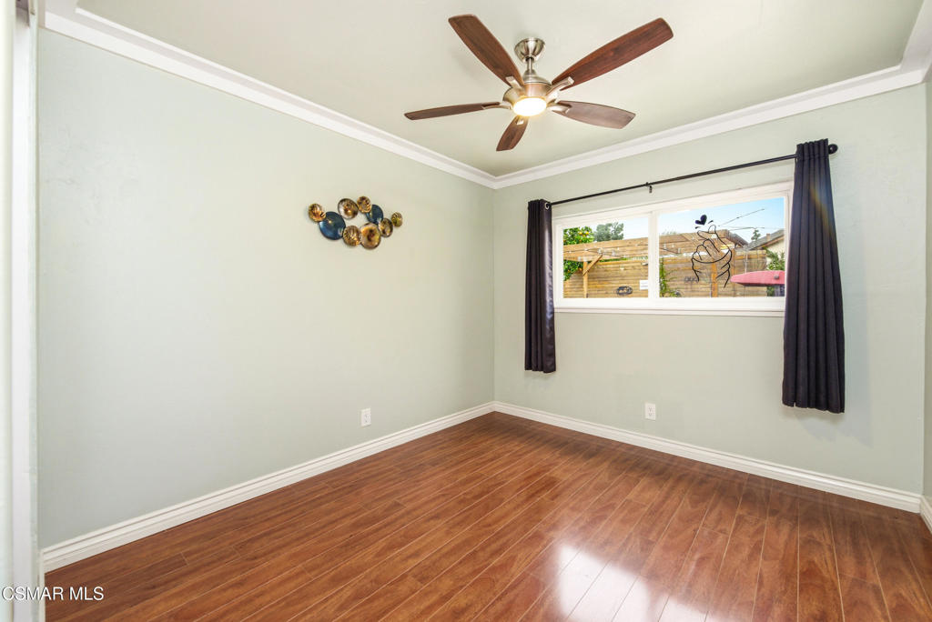 2516 Phyllis Street Simi Valley, CA 93065 - Photo 18 of 34