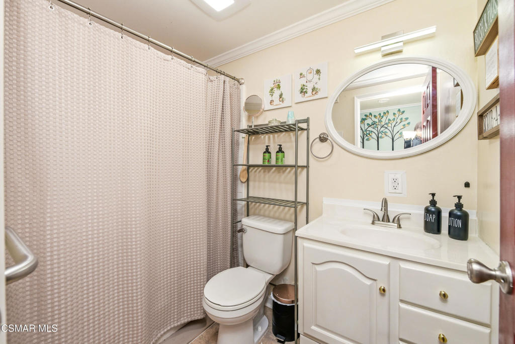 2516 Phyllis Street Simi Valley, CA 93065 - Photo 20 of 34