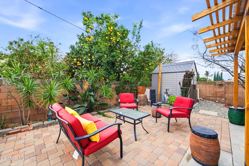 2516 Phyllis Street Simi Valley, CA 93065 - Photo 27 of 34