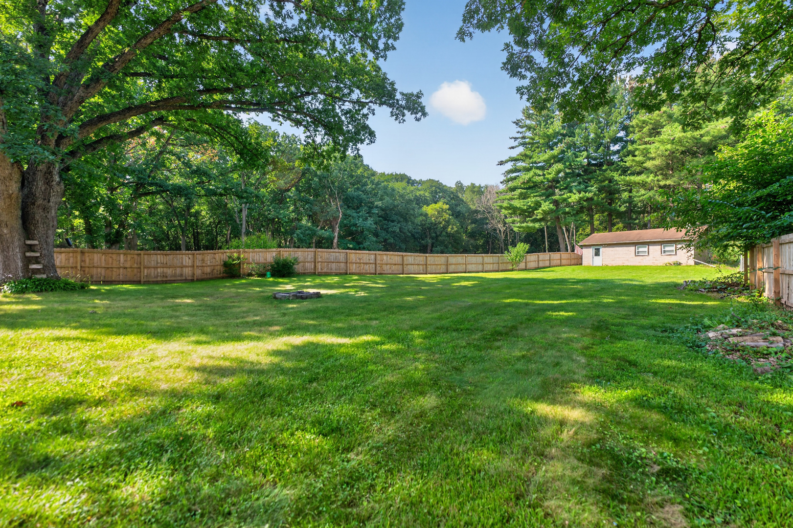 2077 Grand Detour Road Dixon, IL 61021 - Photo 37 of 41 Gallery Image 37