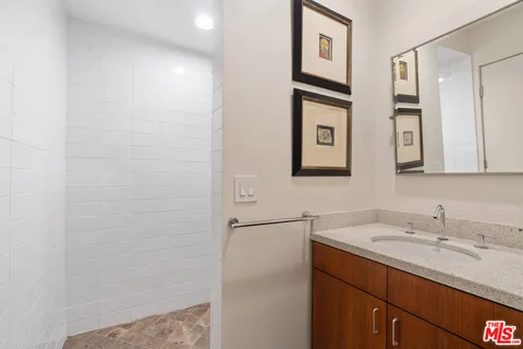 $5,950,000 | 2207 Bowmont Drive, Beverly Hills, CA 90210