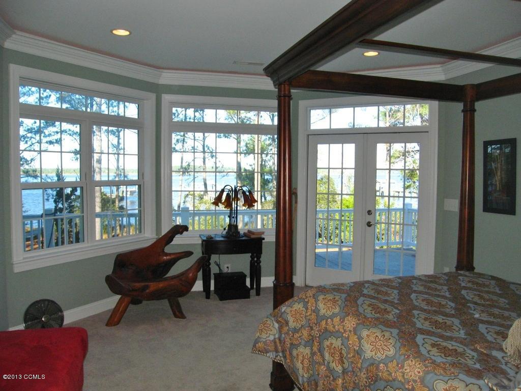 256 Thurman Road Beaufort, NC 28516 - Photo 20 of 50 Master Bedroom