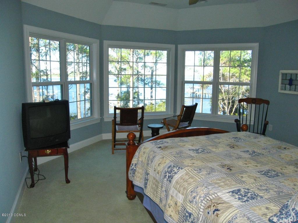 256 Thurman Road Beaufort, NC 28516 - Photo 31 of 50 Bedroom 3