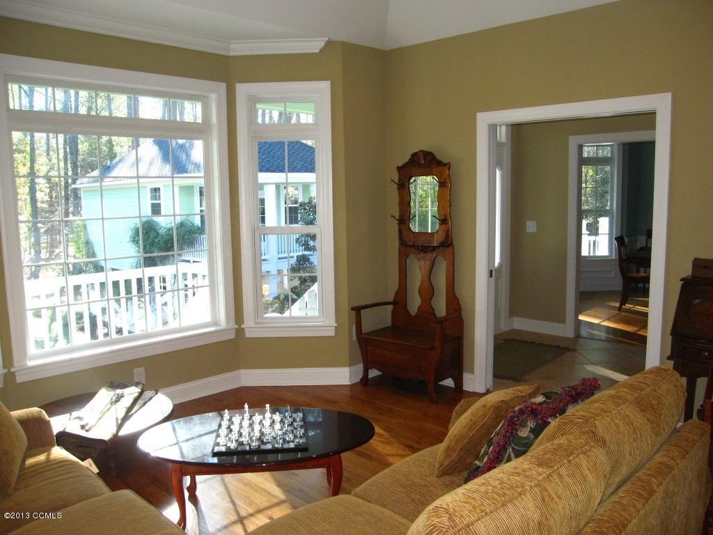 256 Thurman Road Beaufort, NC 28516 - Photo 7 of 50 Front Family Room
