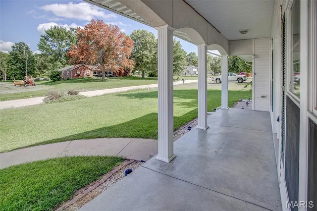 $325,000 | 1218 Witt Mill Road, Jerseyville, IL 62052