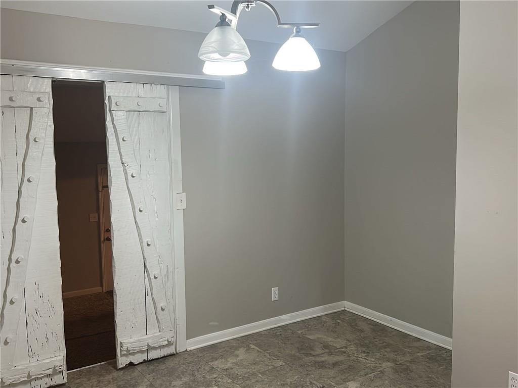 10902 71st Place Shawnee, KS 66203 - Photo 8 of 14