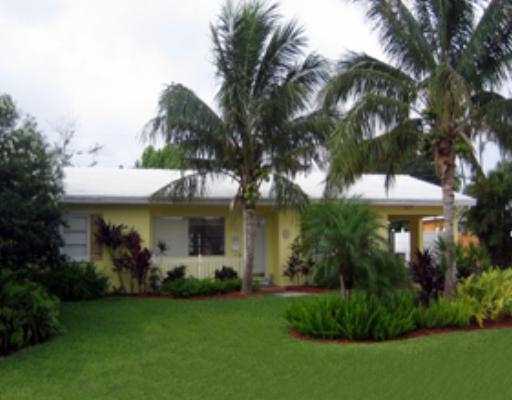 540 Northeast 18th Street Boca Raton, FL 33432 - Photo 1 of 8 Primary Photo