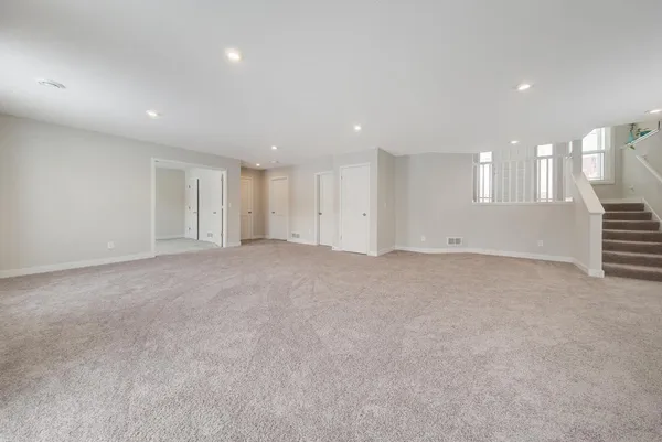 $2,795 | 1731 Riverside Drive, Shakopee, MN 55379