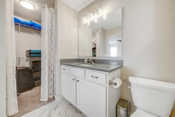 $2,795 | 1731 Riverside Drive, Shakopee, MN 55379