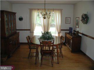 7 Rutledge Court Plainsboro, NJ 08536 - Photo 2 of 6 Gallery Image 2