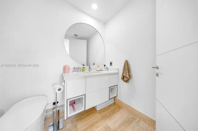 a view of a workspace with furniture