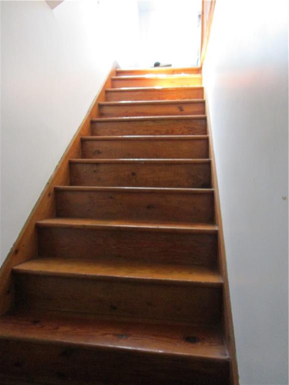 941 Youngstown Ridge Road Latrobe, PA 15650 - Photo 18 of 20 Walk up attic-steps to the finished attic with cedar closet.