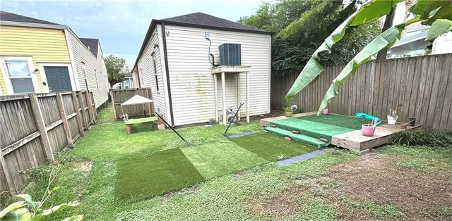 $3,200 | 4023 Tchoupitoulas Street, New Orleans, LA 70115