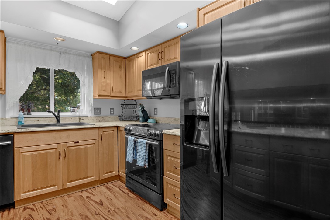 138 Thornhill Drive Brunswick, GA 31525 - Photo 27 of 34