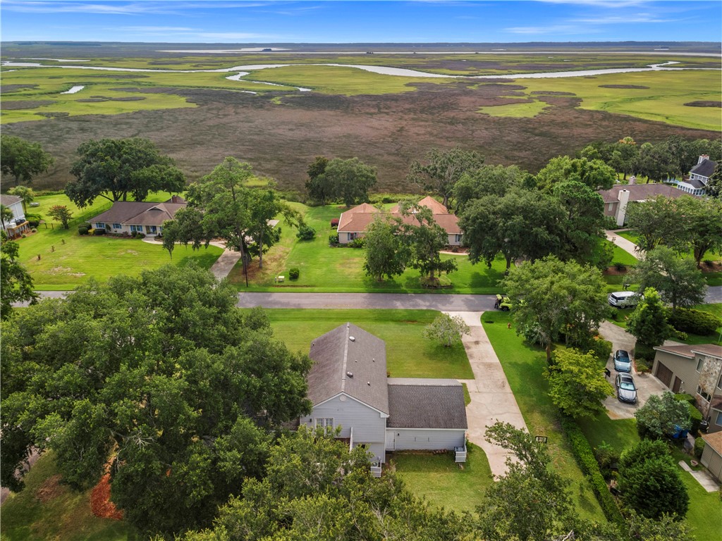 138 Thornhill Drive Brunswick, GA 31525 - Photo 3 of 34