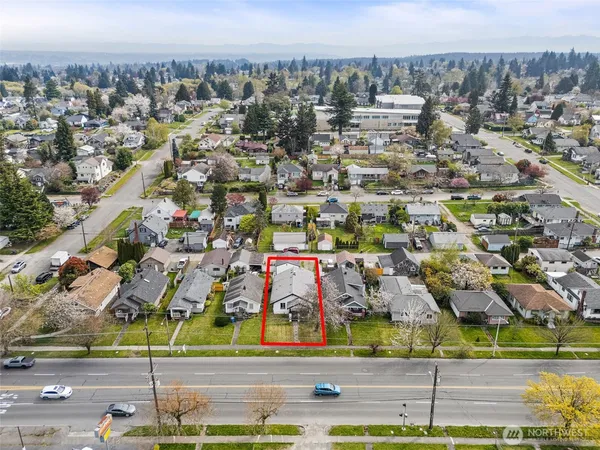 $425,000 | 4515 Pacific Avenue, Tacoma, WA 98418