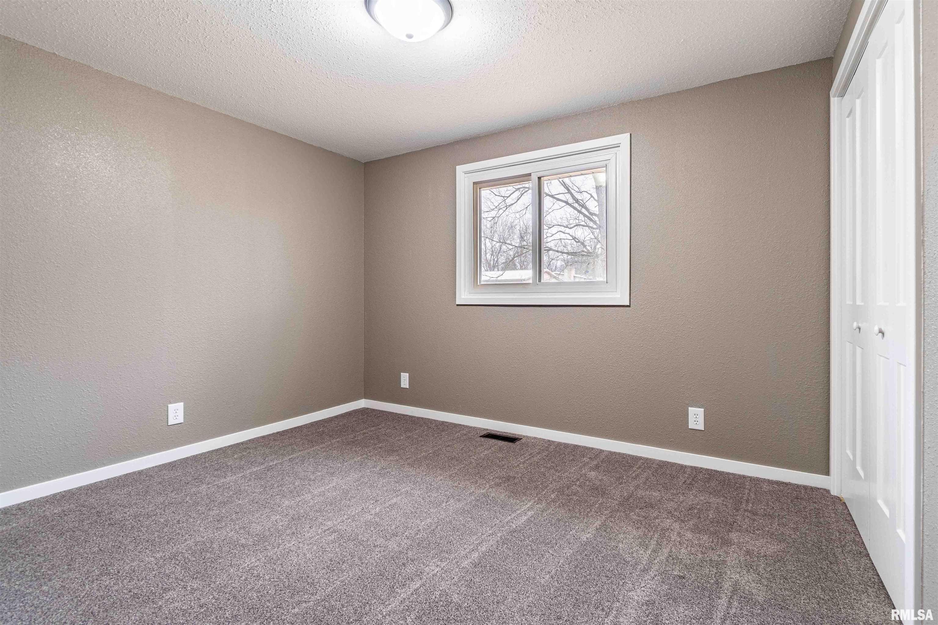 758 Seven Hills Road Metamora, IL 61548 - Photo 29 of 42 Gallery Image 29