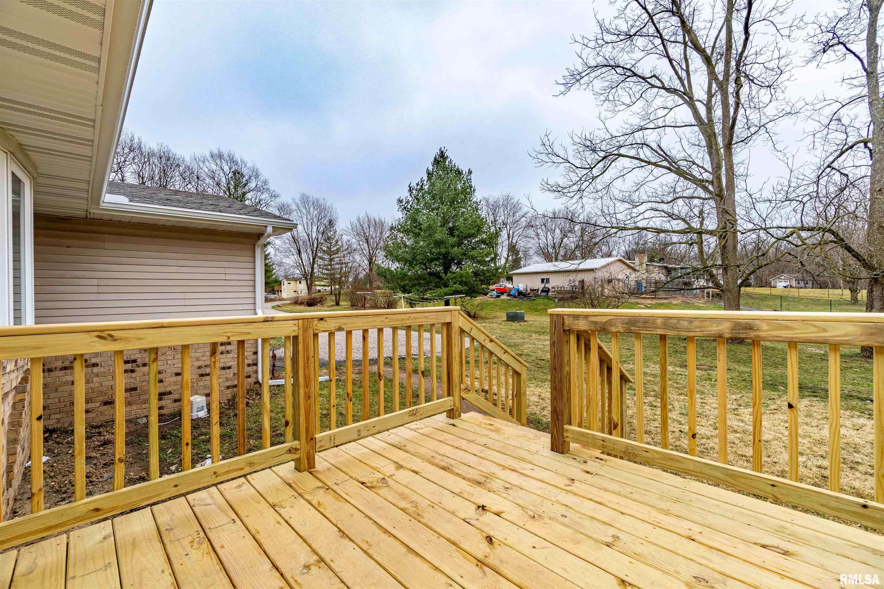 758 Seven Hills Road Metamora, IL 61548 - Photo 3 of 42 Gallery Image 3