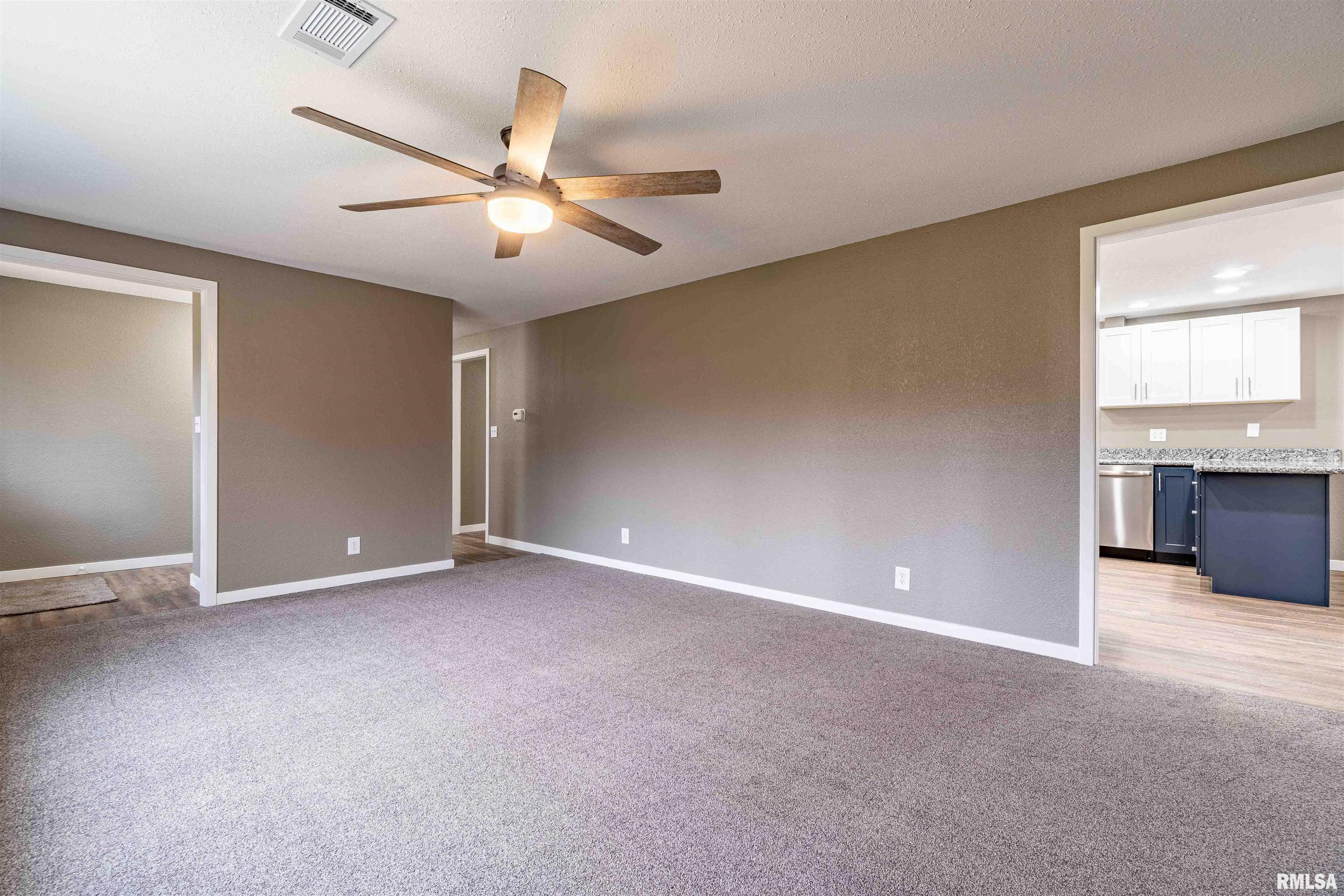 758 Seven Hills Road Metamora, IL 61548 - Photo 8 of 42 Gallery Image 8