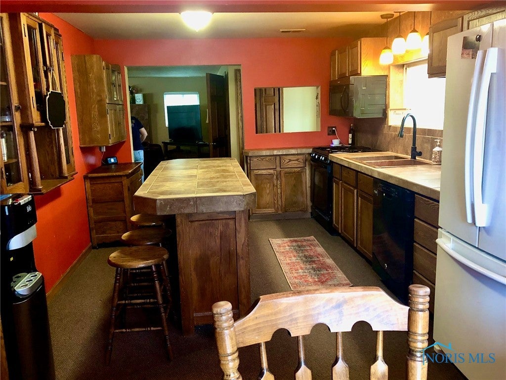5151 Keller Road Walbridge, OH 43465 - Photo 20 of 44 Gallery Image 20