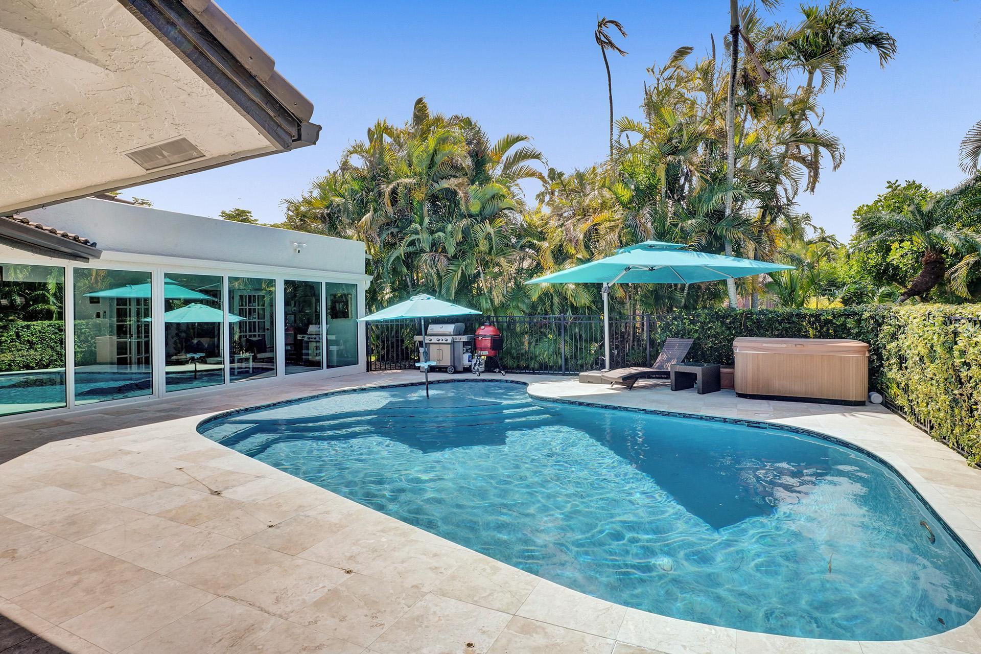 1380 Parkside Circle South Boca Raton, FL 33486 - Photo 43 of 50 Pool