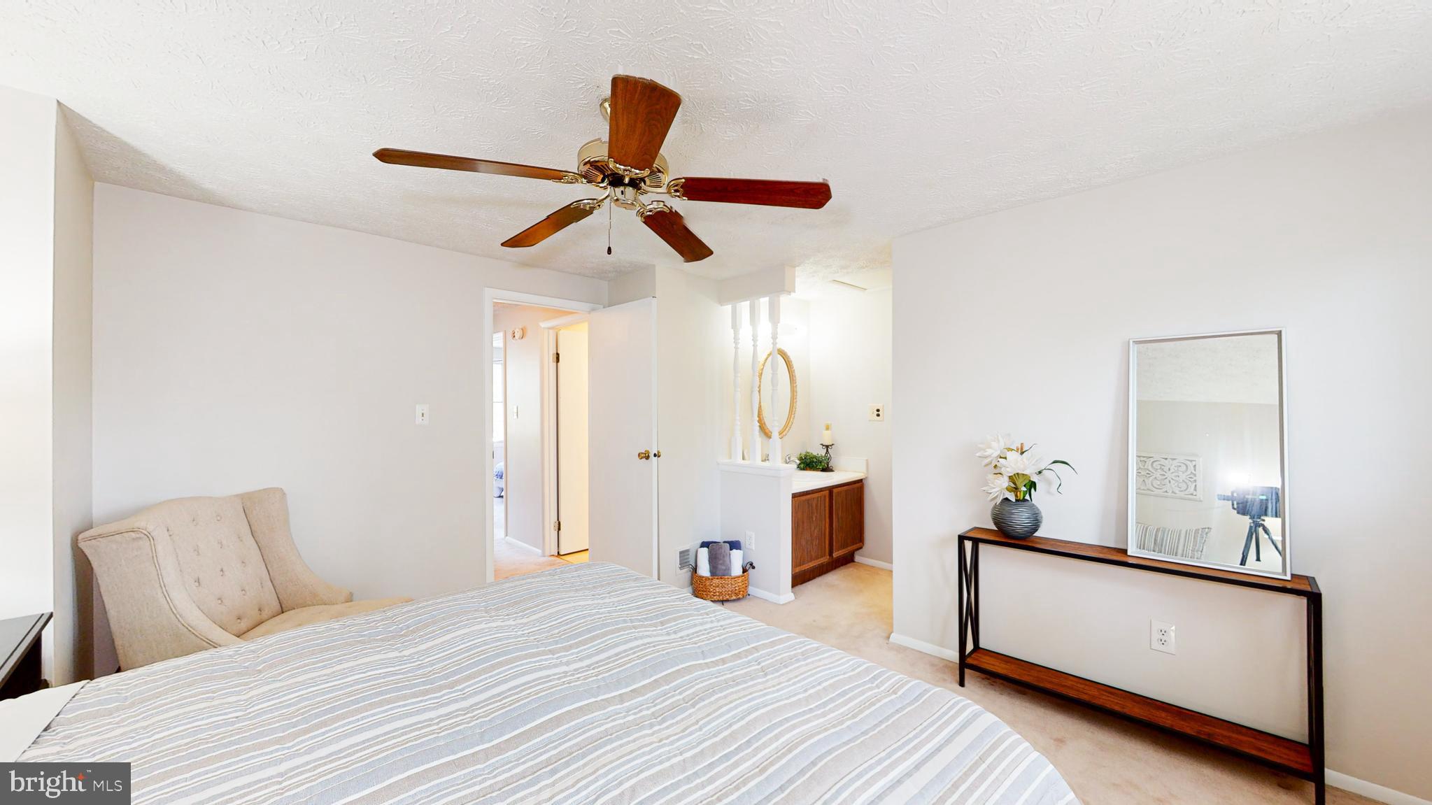 11507 Ivy Bush Court Reston, VA 20191 - Photo 15 of 32 Gallery Image 15
