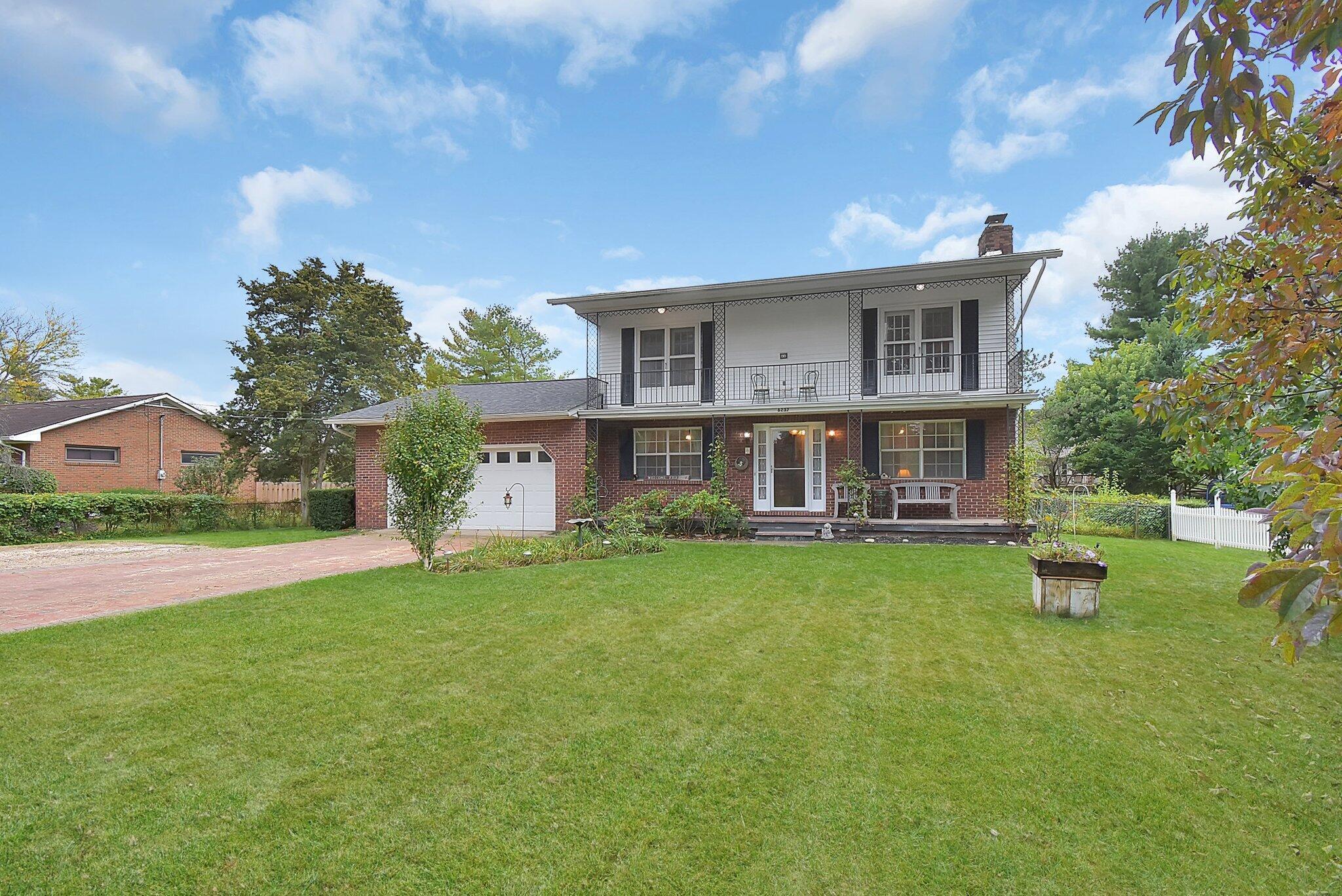 6237 Feder Road Columbus, OH 43228 - Photo 3 of 45 2-web-or-mls-6237-feder-rd