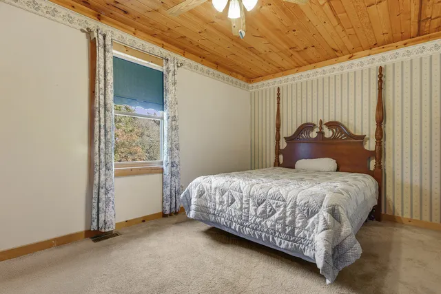 $699,000 | 707 Quinn Road, McHenry, IL 60051