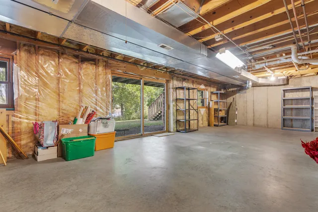 $699,000 | 707 Quinn Road, McHenry, IL 60051