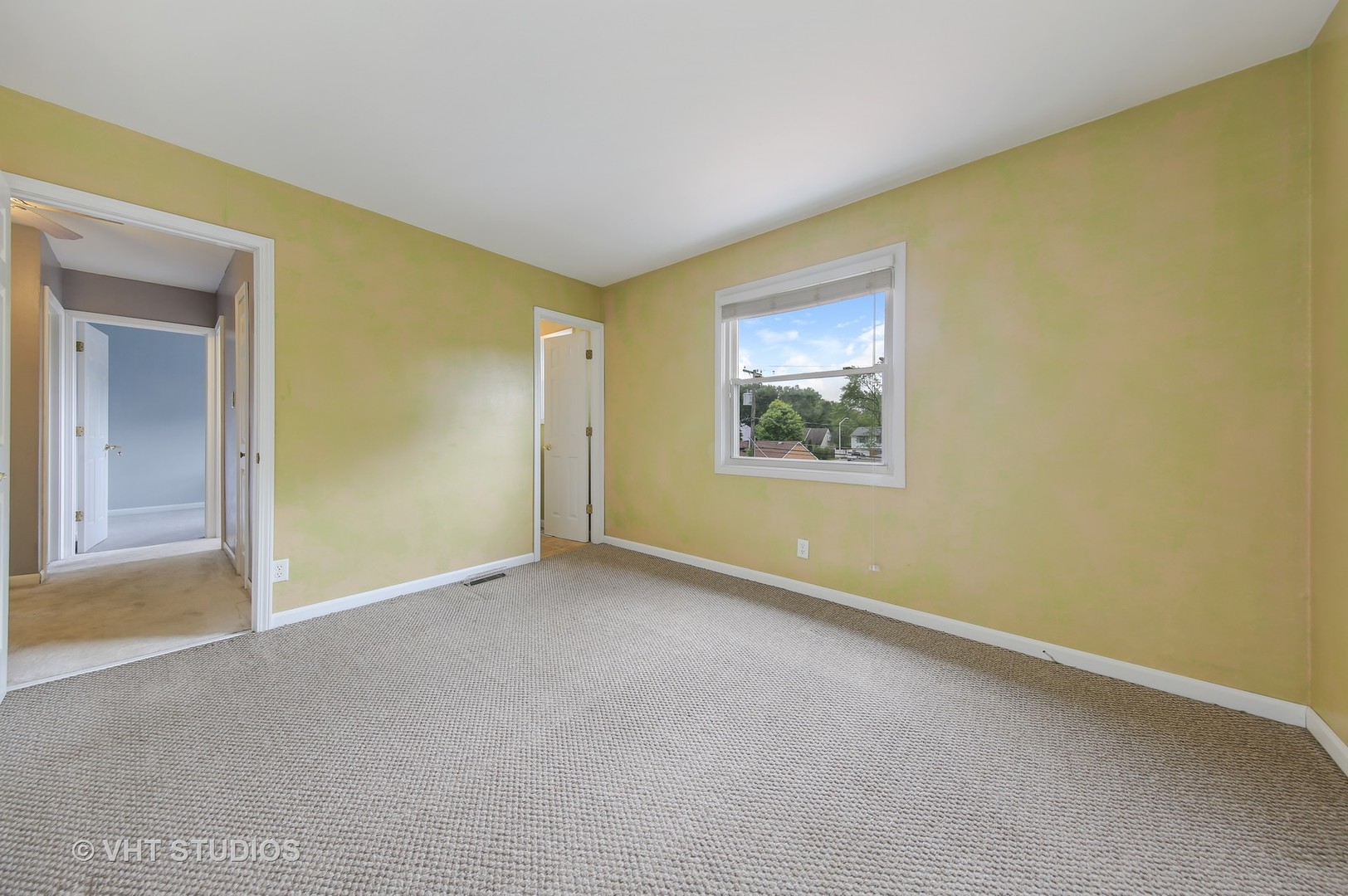 481 Rockhurst Road Bolingbrook, IL 60440 - Photo 8 of 22