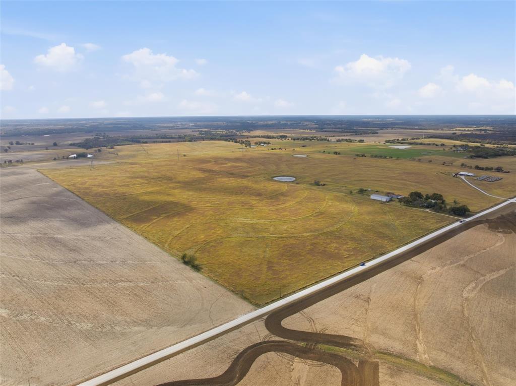 3 Hcr-2313 Abbott, TX 76621 - Photo 3 of 19