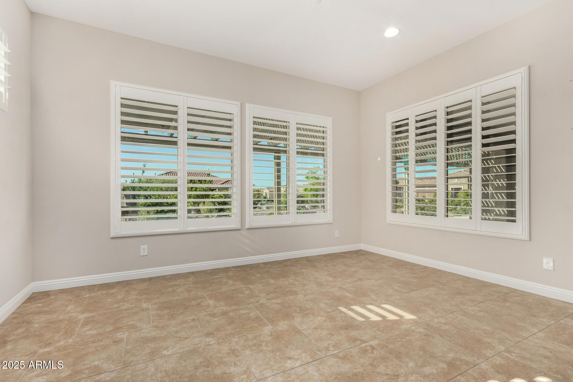 4190 North Imperial Court Florence, AZ 85132 - Photo 19 of 93 a view of an empty room with a window