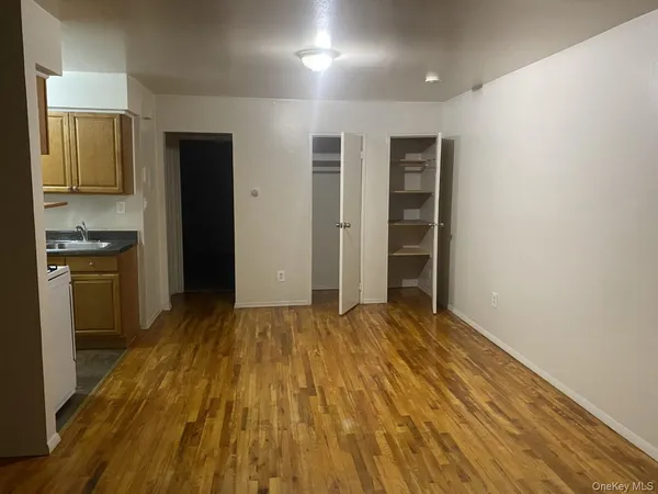 $2,450 | 133 Dubois Avenue, Unit A 9, Valley Stream, NY 11581